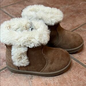 Cozy Brown Boots with Faux Fur Trim